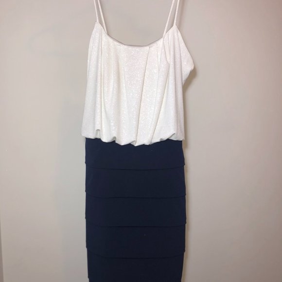 Size 4 En Focus Studio Bodycon Dress - Picture 5 of 7